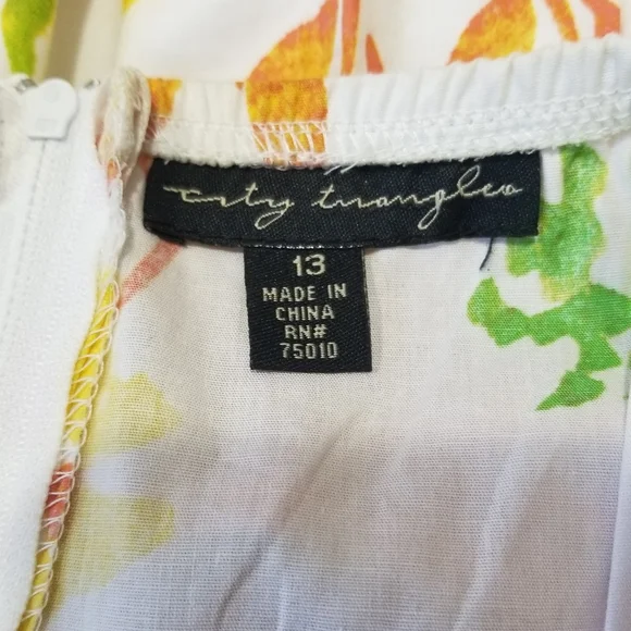 City Triangles Floral White Party Dress - Picture 7 of 8